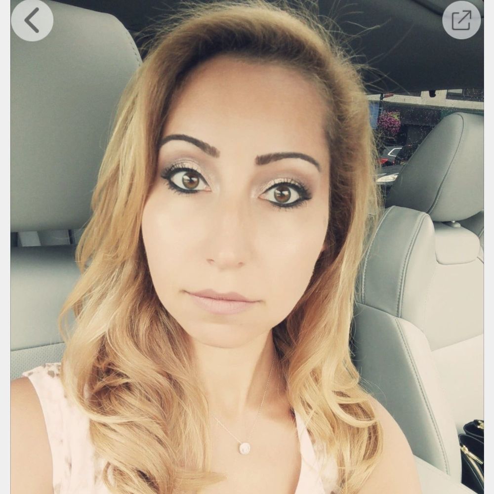 Meet your Posher, Gina
